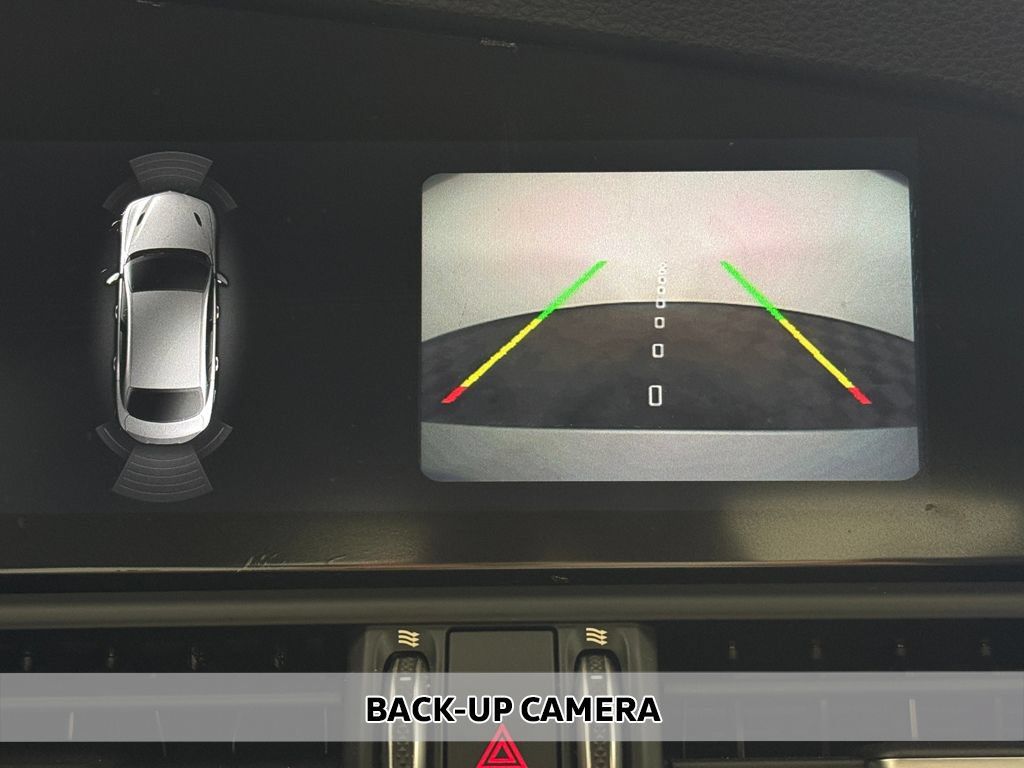 Used 2018 Alfa Romeo Giulia AWD image 6
