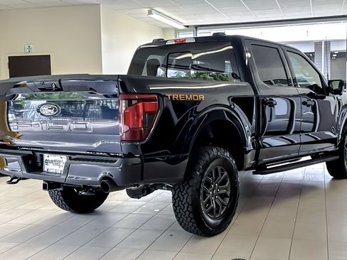 Used 2025 Ford F150 Tremor w/ Mobile Office Package AWD/4WD image 4
