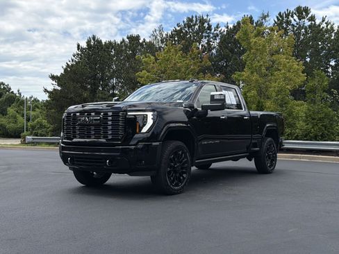 Used 2026 GMC Sierra 2500 Denali Ultimate AWD/4WD image 15