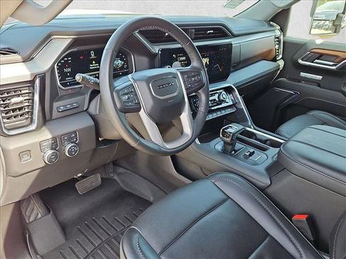 Used 2023 GMC Sierra 1500 Denali w/ Technology Package image 10