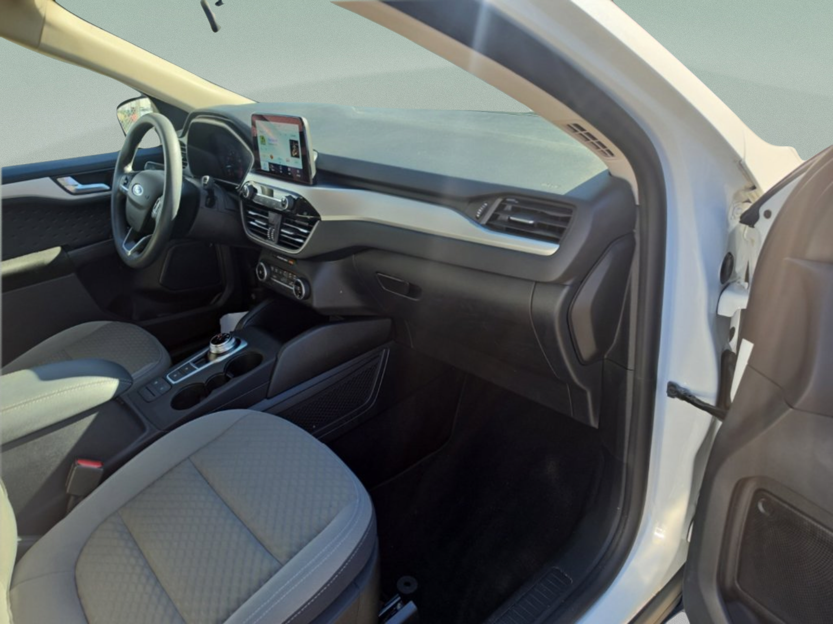 Used 2020 Ford Escape SE FWD image 28