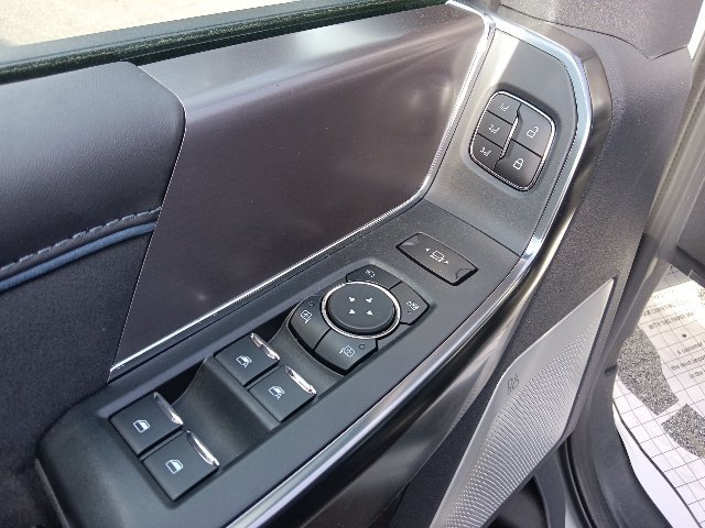 New 2026 Ford F250 Platinum AWD/4WD image 12
