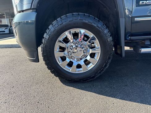 Used 2017 GMC Sierra 2500 Denali image 33