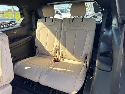 New 2025 Jeep Grand Cherokee L Limited w/ Luxury Tech Group II image 23