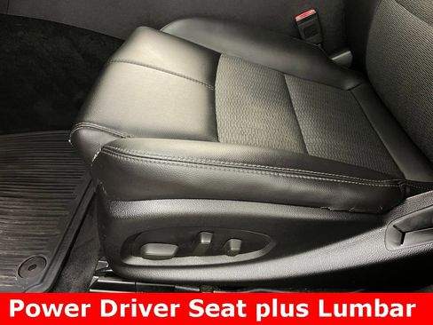 Used 2014 Chevrolet Impala LT w/ Convenience Package image 7