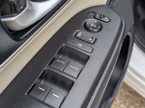 Certified 2022 Honda CR-V Touring image 14