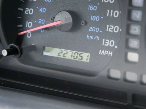 Used 2000 Toyota Land Cruiser AWD/4WD image 49