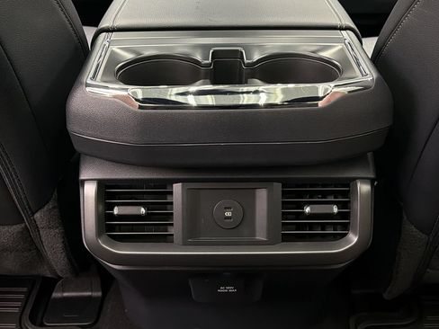 Used 2025 Ford F150 Lariat AWD/4WD image 37