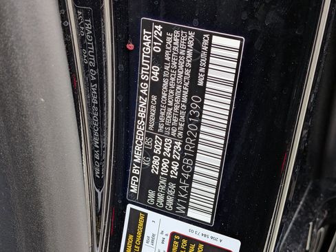 Used 2024 Mercedes-Benz C 300 Sedan w/ AMG Line w/ Night Package image 24