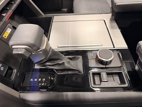 Used 2024 Toyota Sequoia Limited image 45