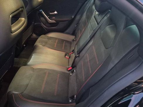 Used 2023 Mercedes-Benz CLA 250 4MATIC image 19