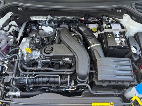 New 2026 Volkswagen Taos SEL AWD/4WD image 16