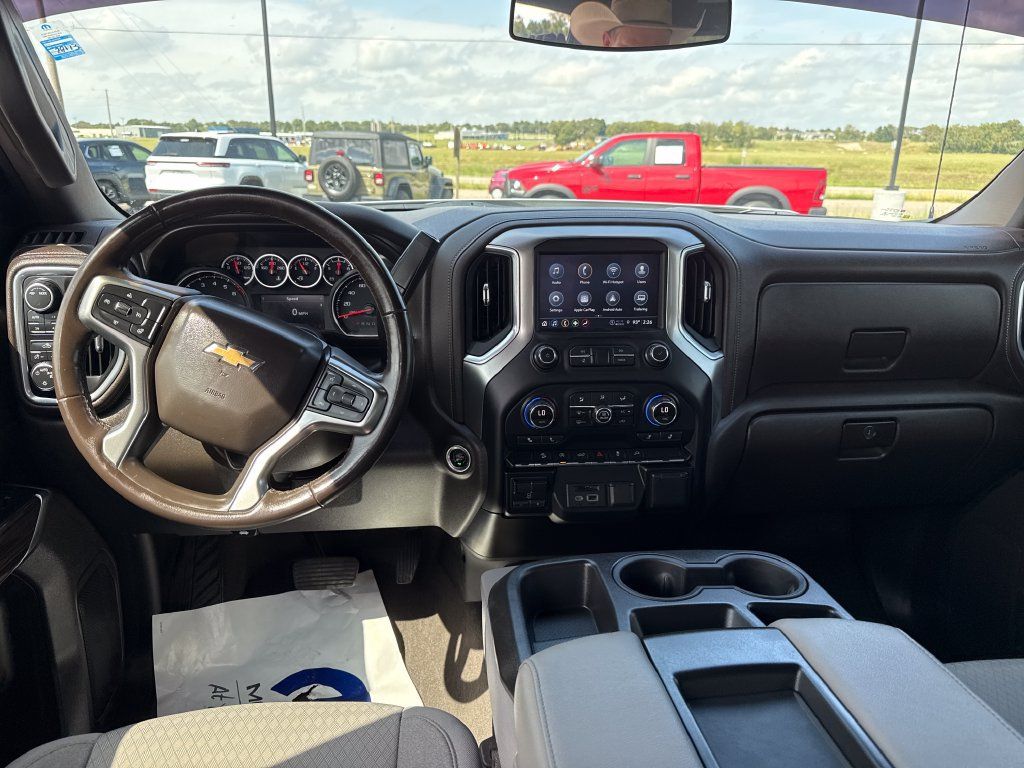Used 2021 Chevrolet Silverado 1500 LT w/ All Star Edition Plus AWD/4WD image 12