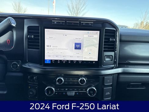 Used 2024 Ford F250 Lariat w/ Chrome Package image 21