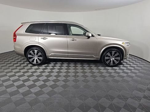 Used 2024 Volvo XC90 T8 Plus AWD/4WD image 9