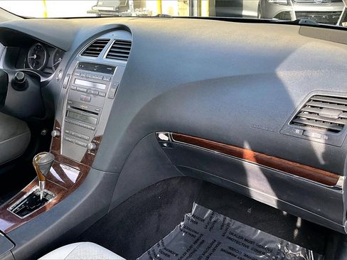 Used 2010 Lexus ES 350 image 25