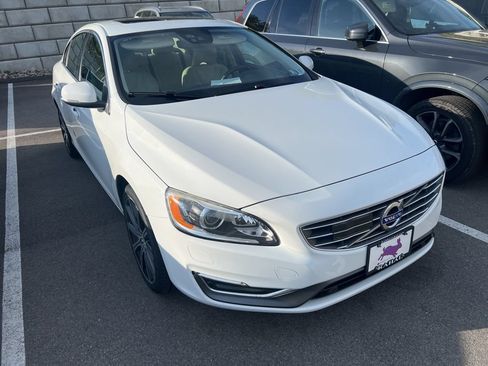 Used 2017 Volvo S60 T5 Inscription Platinum w/ Climate Package AWD/4WD image 3