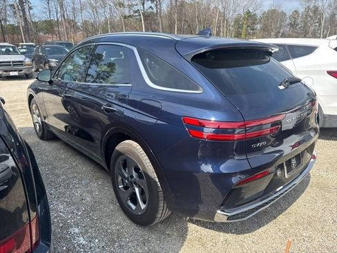 Used 2026 Genesis GV70 2.5T image 6