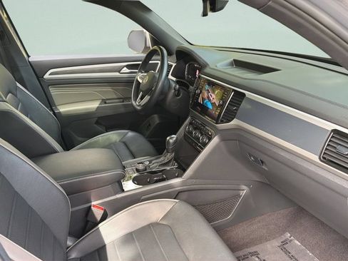 Used 2022 Volkswagen Atlas Cross Sport SEL Premium R-Line AWD/4WD image 32
