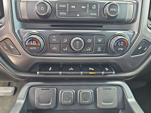 Used 2015 GMC Sierra 1500 SLE w/ All-Terrain Package AWD/4WD image 26