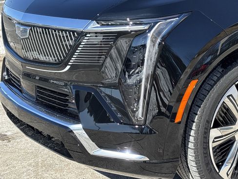 New 2025 Cadillac Escalade IQ Luxury 2 w/ LPO, Premium Carpet Package image 15