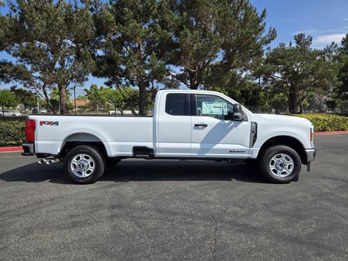 New 2026 Ford F350 XLT image 2