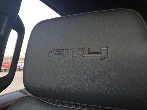 New 2026 GMC Sierra 1500 AT4 w/ Technology Package image 37