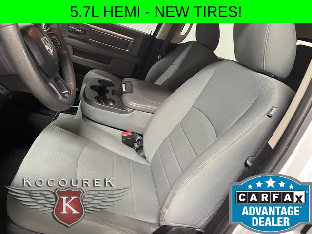 Used 2019 RAM 1500 Classic SLT AWD/4WD image 12