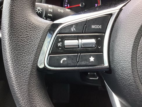 Used 2024 Kia Forte LXS FWD image 18