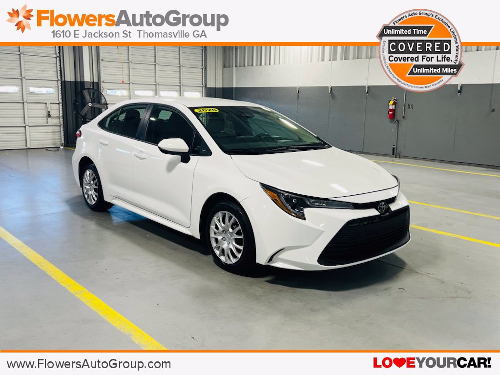 Used 2026 Toyota Corolla LE FWD image 1