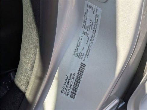 New 2026 Chrysler Pacifica Select image 25