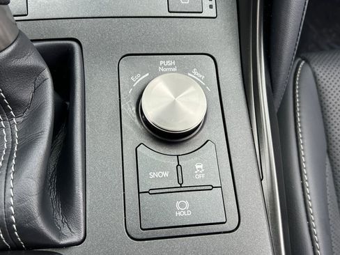 Certified 2023 Lexus IS 350 F Sport image 29