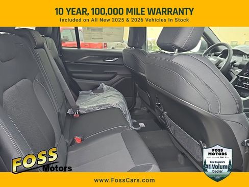 New 2025 Jeep Grand Cherokee Laredo X image 13