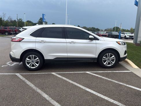 Used 2019 Ford Edge SEL w/ Equipment Group 201A AWD/4WD image 16