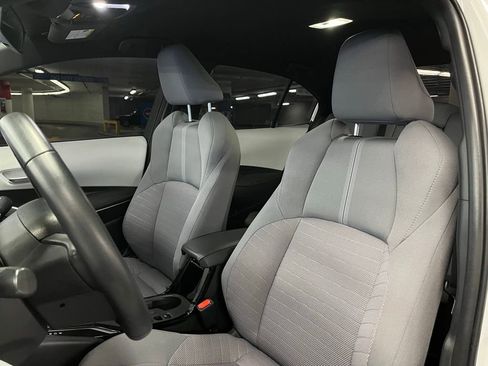 Used 2023 Toyota Corolla SE image 17