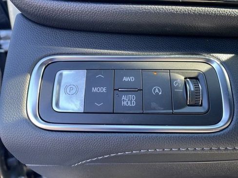 New 2026 Buick Enclave Preferred w/ Power Package image 17