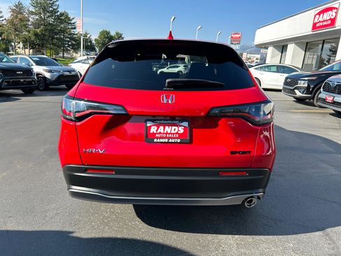 Used 2025 Honda HR-V Sport image 10