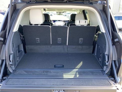 New 2026 Lincoln Navigator Reserve image 27