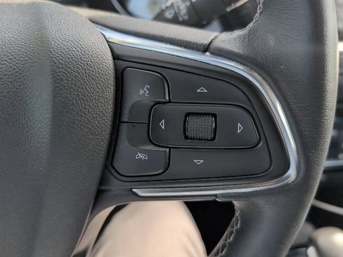 Used 2023 Buick Encore GX Select w/ Safety Package II AWD/4WD image 16