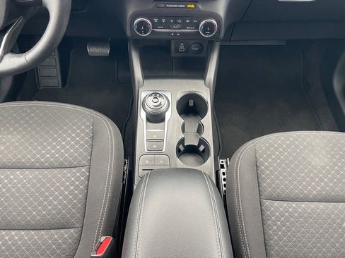 Used 2024 Ford Escape Active image 17