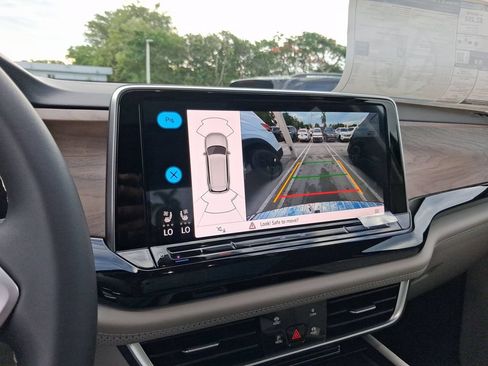 New 2026 Volkswagen Atlas SE FWD image 10