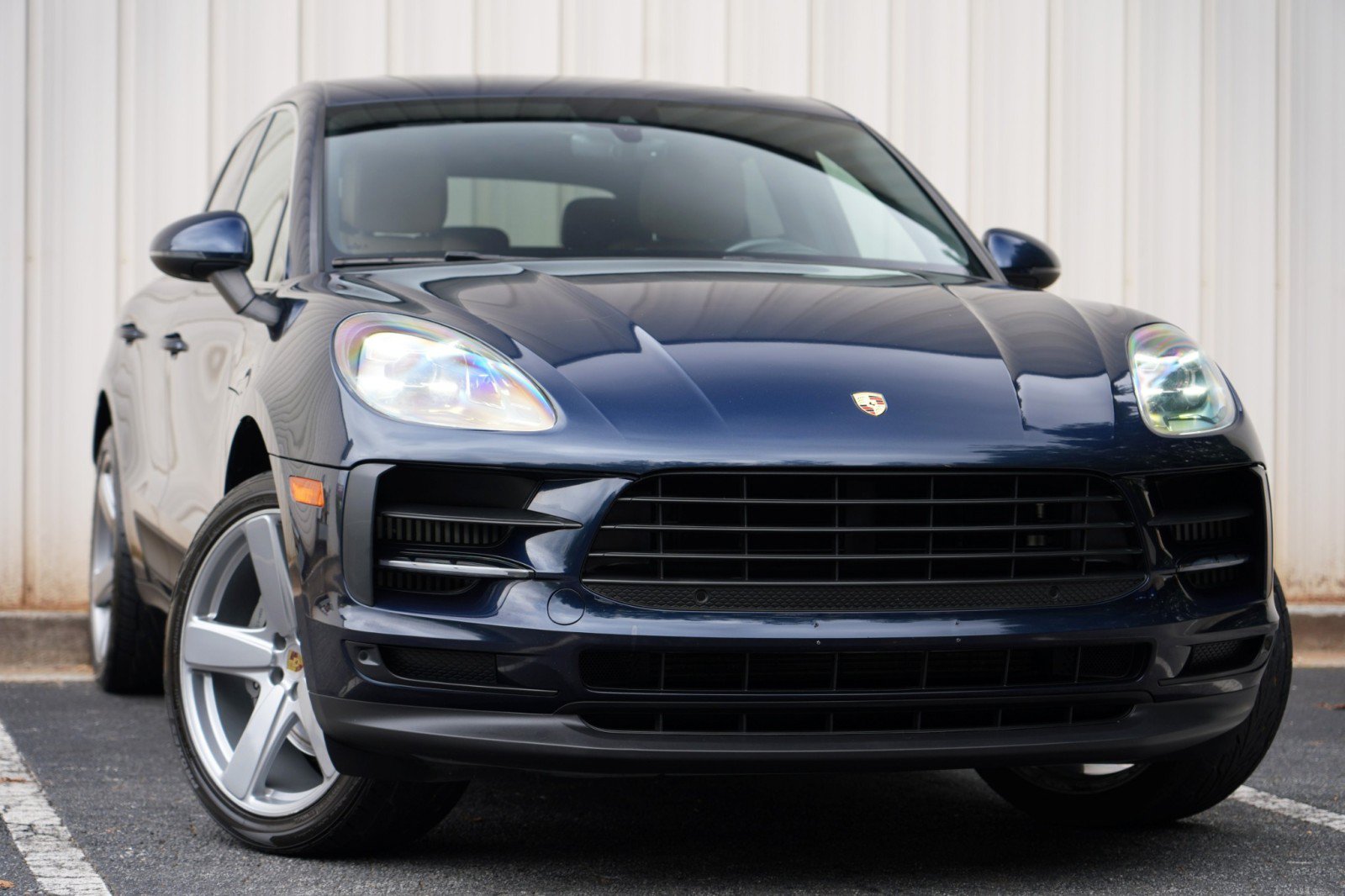 Used 2020 Porsche Macan S AWD/4WD image 2