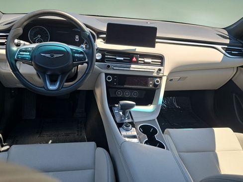 Used 2025 Genesis G70 2.5T AWD/4WD image 12