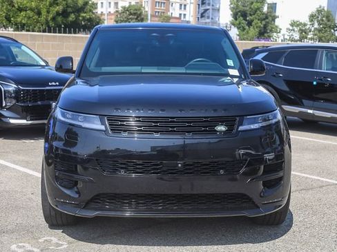 Used 2024 Land Rover Range Rover Sport Dynamic SE image 3