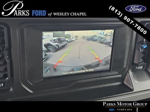 Used 2023 Ford Bronco Black Diamond AWD/4WD image 17