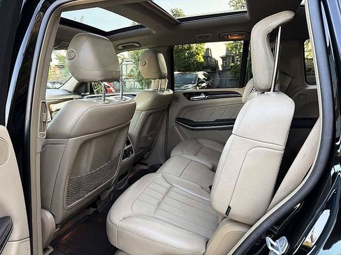 Used 2013 Mercedes-Benz GL 450 4MATIC image 13