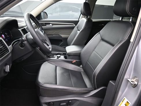 Used 2022 Volkswagen Atlas SE image 23