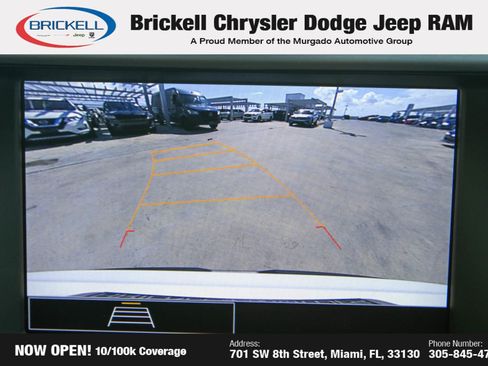 Used 2023 GMC Acadia SLE image 33