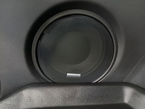 Used 2025 Subaru Outback Limited image 37