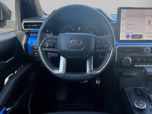 Used 2024 Toyota Tacoma TRD Sport image 12